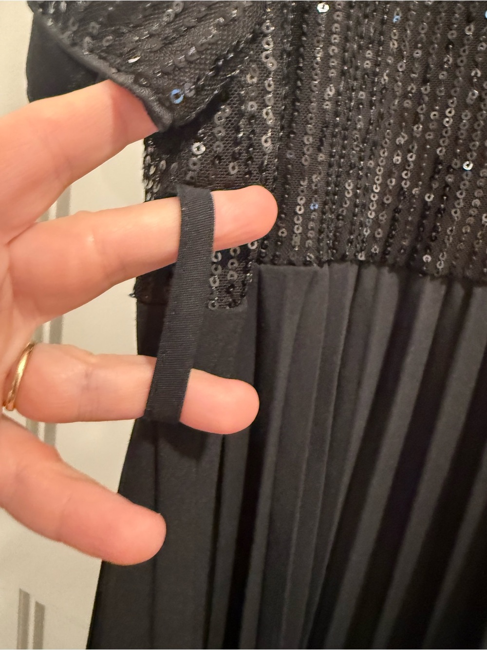 BloomChic Black Sequin & Pleated Midi Dress - Picture 10 of 10